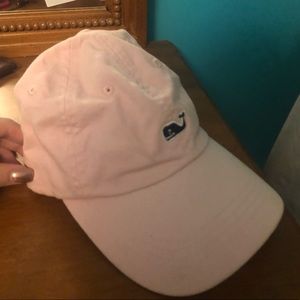 Vineyard vines hat!